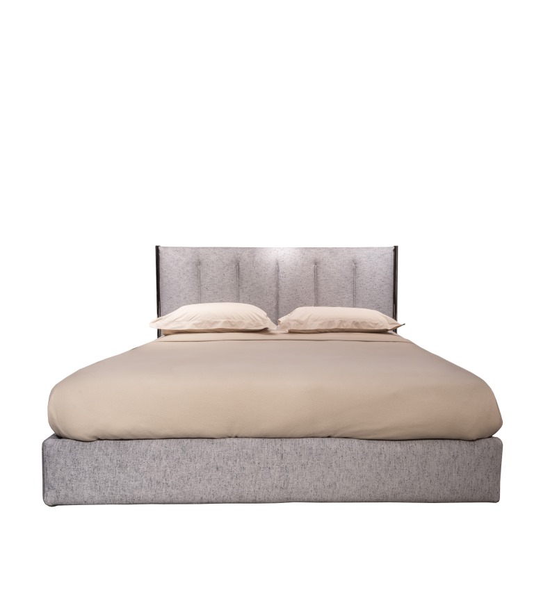 Кровать koi flou для спальни.